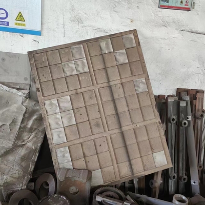 HJ930은 25m 2800 킬로그램 정미중량과 오목 기계 930*670을 엠보싱 처리합니다