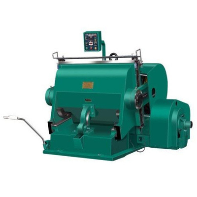 통 평판형 프레스는 7.5KW 1500*1050을 줄여 다이의 오목 기계 1500Model을 엠보싱 처리합니다