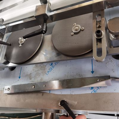 PC 프로그램 가능한 서보 모터 스퀘어 하부 포장 봉지 성형기 330/330L/330XL#CE ISO SGS BV 인증