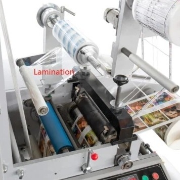 UV 니스 Laminating,1-8 컬러 플렉소 상표 인쇄기와 종이막 스티커를 위한 고속도 플렉소 라벨 프린터